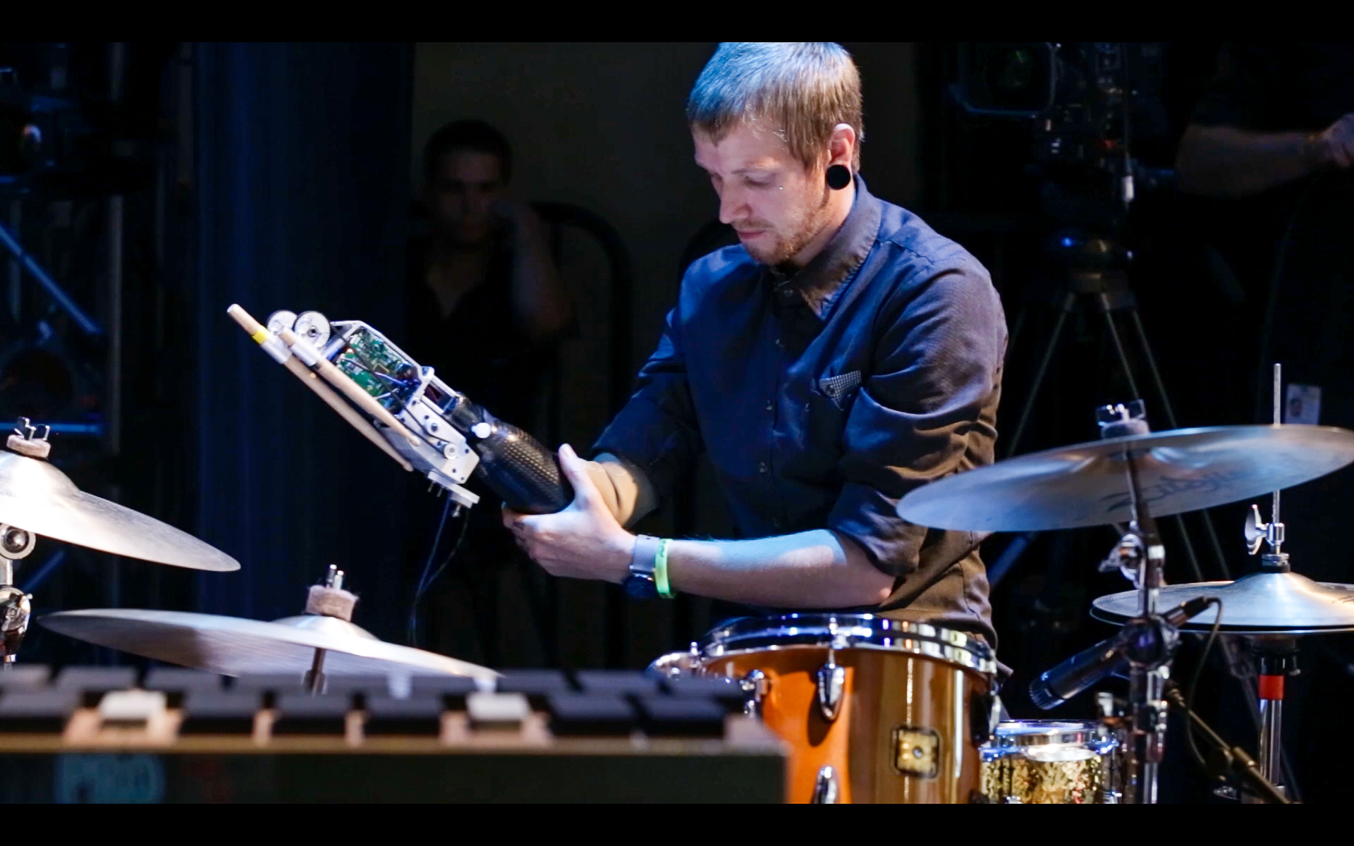 Jason Barnes drumming with robotic prosthetic